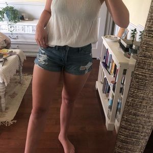 Hollister Boyfriend Short Size 4:)